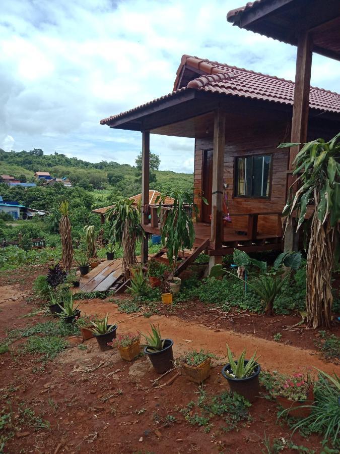 Happy Bungalow & Trekking Banlung Eksteriør bilde